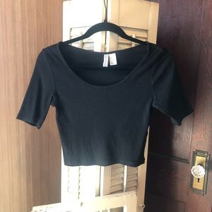 H&M ribbed three-quarter length sleeve black scoop neck crop top